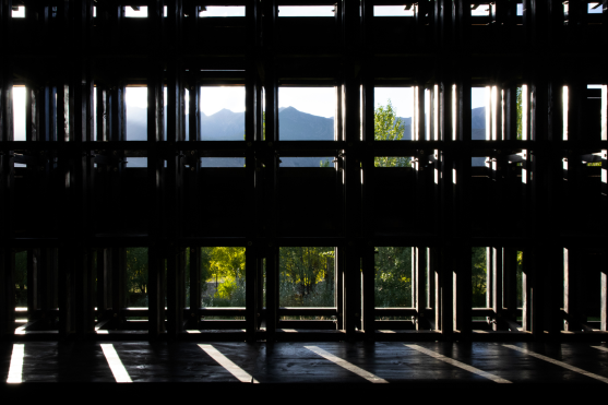 室內窗景1 攝影：江奇偉 Indoor window view 1 by Qiwei Jiang.png